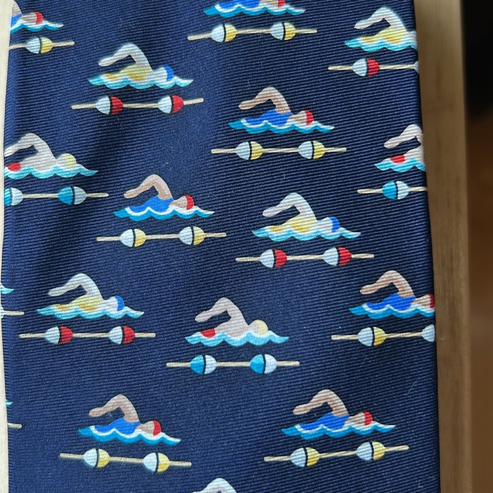 Alynn ~ Eric Hulch for Alynn Handmade Silk Sporty Lap Swimmer Tie - Picture 11 of 11
